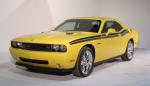Dodge Challenger Detonator Yellow 2010 года